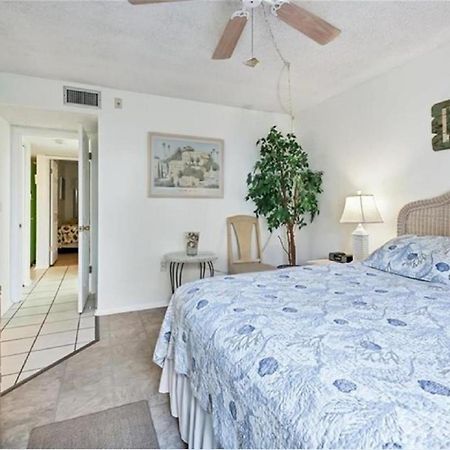 Апартаменты Siesta Key Escape Ground Floor Steps To Heated Pool And Free Trolley Экстерьер фото