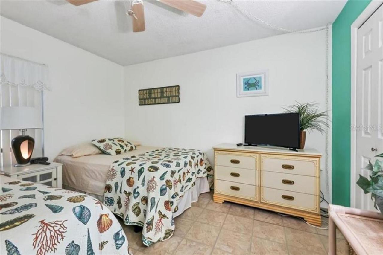 Апартаменты Siesta Key Escape Ground Floor Steps To Heated Pool And Free Trolley Экстерьер фото