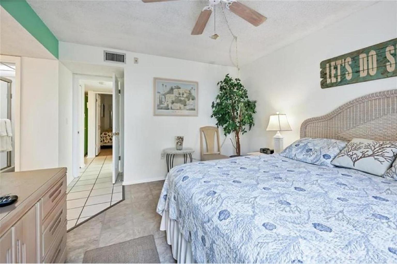 Апартаменты Siesta Key Escape Ground Floor Steps To Heated Pool And Free Trolley Экстерьер фото